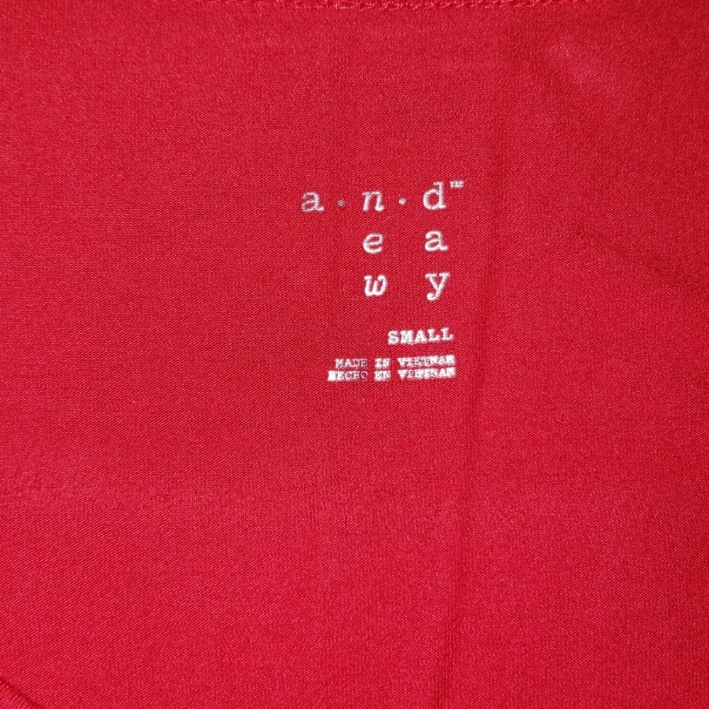 2 Sweet Tees - Picture 3 of 3